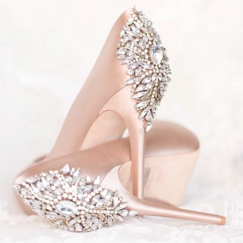 Badgley Mischka Kiara Embellished Peep-toe Pump LATTE